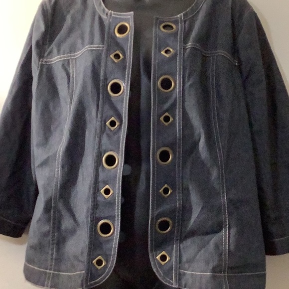 Cato Women Denim Blazer - Picture 6 of 7